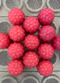 Pink berry-shaped D3 K2 Creatine Gummies for a muscle-support project aimed at women aged 40+, with an optional magnesium gummy pairing for post-exercise relaxation positioning.