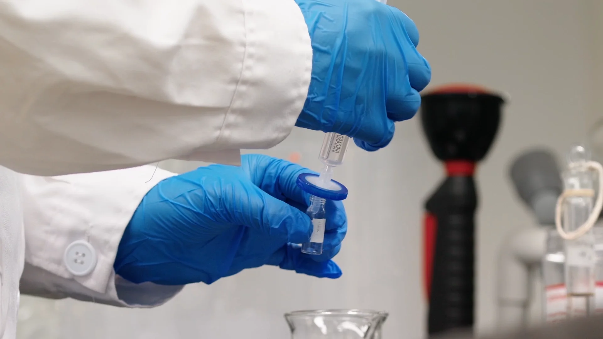 Creatine Gummy Sample Filtration and Vial Preparation