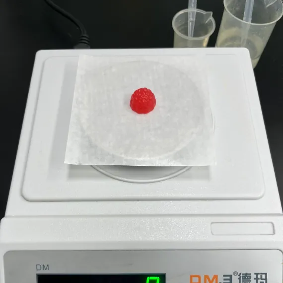 Precision gummy weight measurement supports glutathione dosage and serving specification calculations