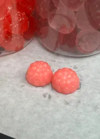Pink collagen and glutathione gummy samples for beauty-from-within product formulations