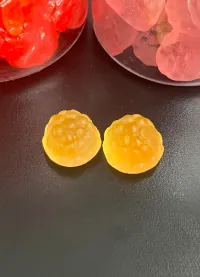 Orange iron and vitamin C gummies for customized combination supplement formulations