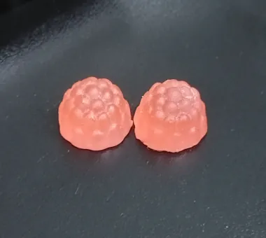 Pink sugar-free vitamin C gummy samples for customized sweetness, texture and flavor